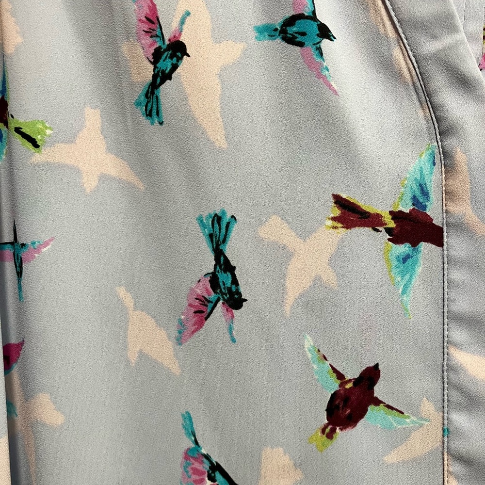 Nydj Light Blue Bird Patterned Button Relaxed Blo… - image 4